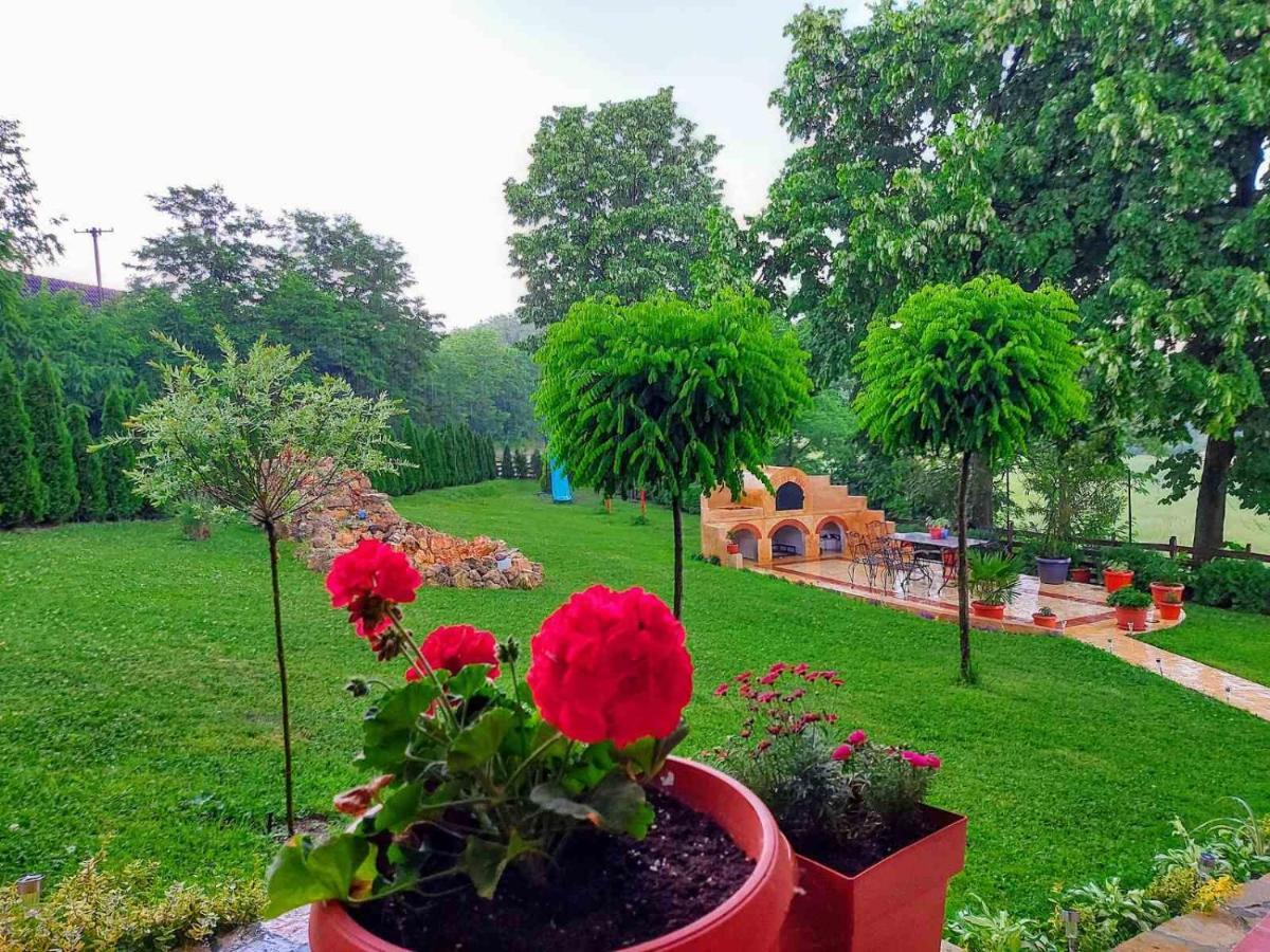 Kuca Za Uzivanje Valjevo Exterior foto